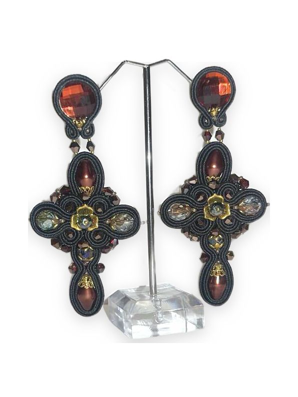 Amber Cross